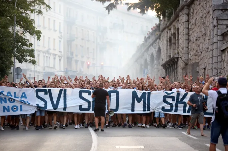 U Rijeci održan prosvjed potpore Matku &Scaron;kalameri: 'Danas on, sutra može biti netko drugi'