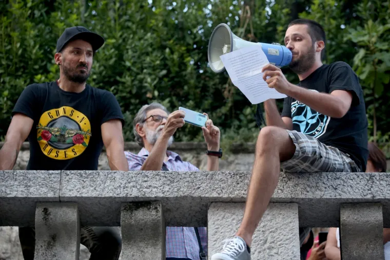 U Rijeci održan prosvjed potpore Matku &Scaron;kalameri: 'Danas on, sutra može biti netko drugi'