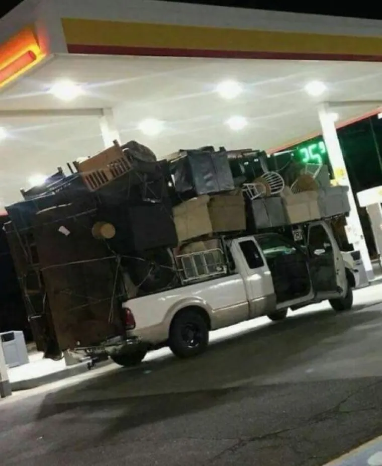 Piju, jedu, telefoniraju: Tko je ovim ljudima dao vozačku dozvolu?