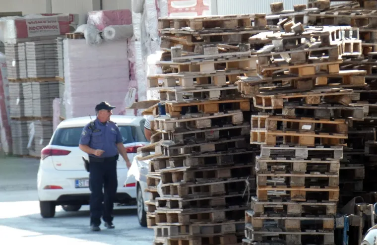 Tragedija u Muću: U nesreći na radu smrtno poginuo mlađi mu&scaron;karac