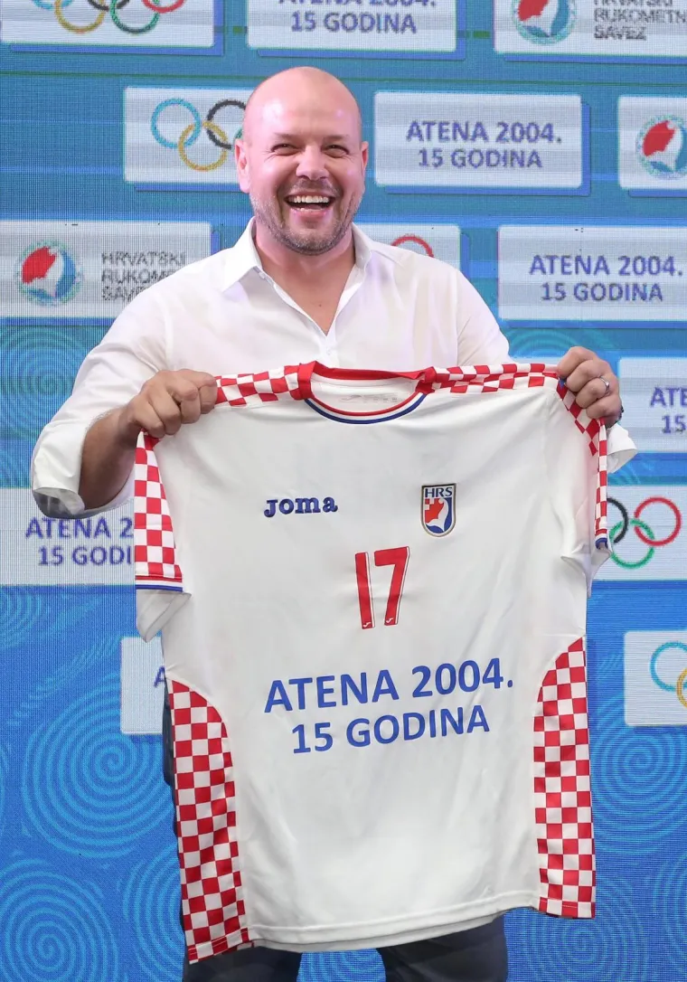 15 godina od osvajanja olimpijskog zlata u Ateni: Rukometa&scaron;i se okupili i prisjetili velikog slavlja