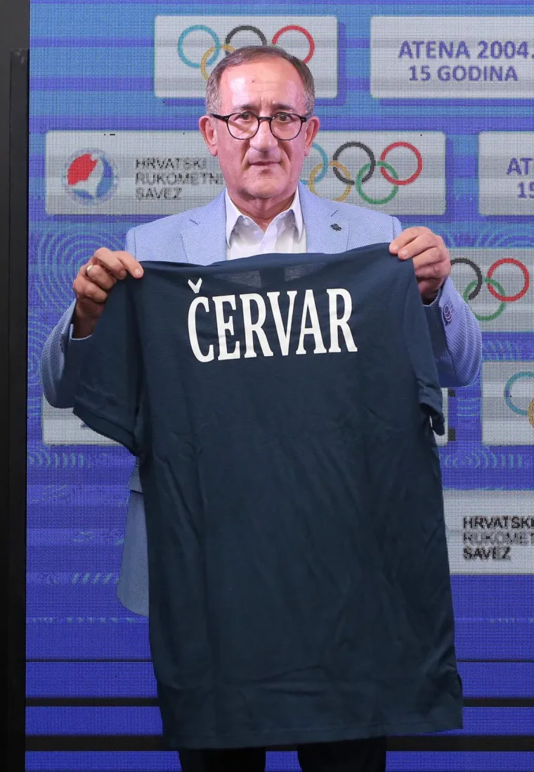 15 godina od osvajanja olimpijskog zlata u Ateni: Rukometa&scaron;i se okupili i prisjetili velikog slavlja