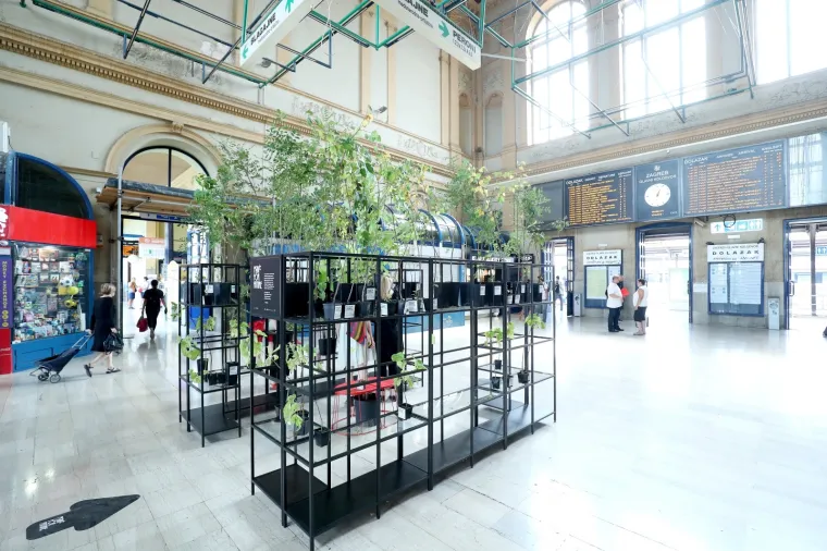 Na Na zagrebačkom Glavnom kolodvoru organizirana akcija 'Plant for future'