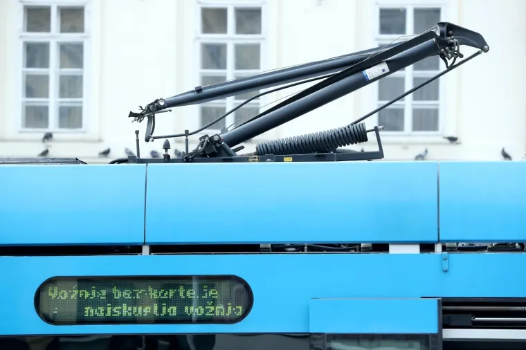 Zbog kvara tramvaja na Trgu bana Jelačića nastale gužve u centru Zagreba