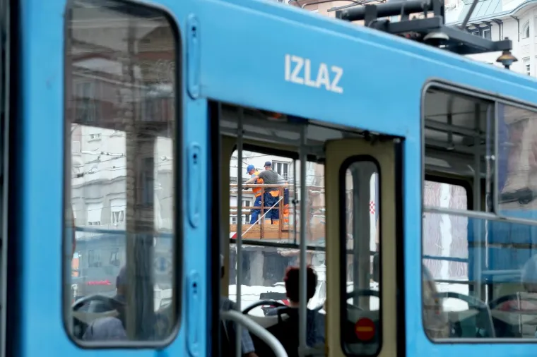 Zbog kvara tramvaja na Trgu bana Jelačića nastale gužve u centru Zagreba