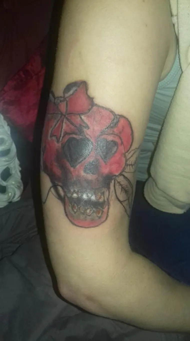 ZNAJU LI OVI LJUDI DA SU TETOVAŽE TRAJNA STVAR Ovakav užas ne viđa se dva puta