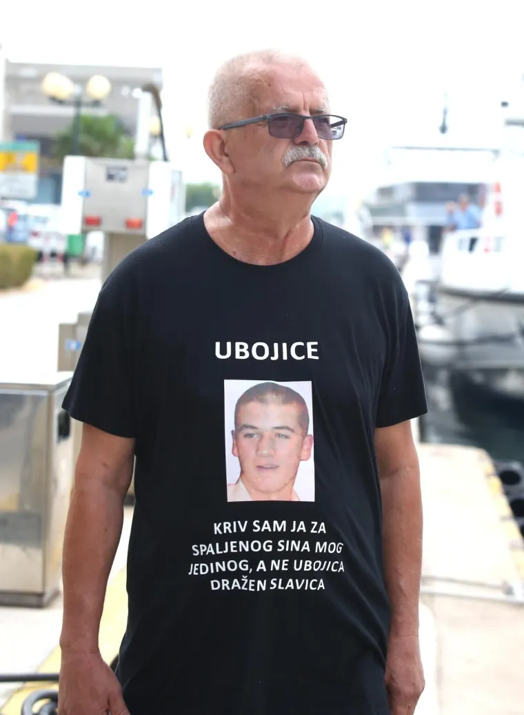 Otac najmlađeg vatrogasca stradalog na Kornatima do&scaron;ao s porukom: 'Kriv sam za spaljenog sina mog'