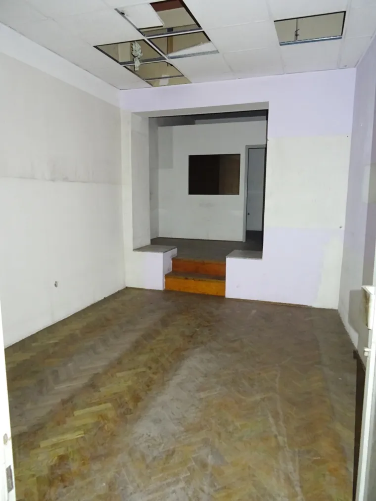 Palmotićeva 21, Zagreb, poslovni prostor od 34,94 kvadrata, početne mjesečne cijene 2185,50 kuna