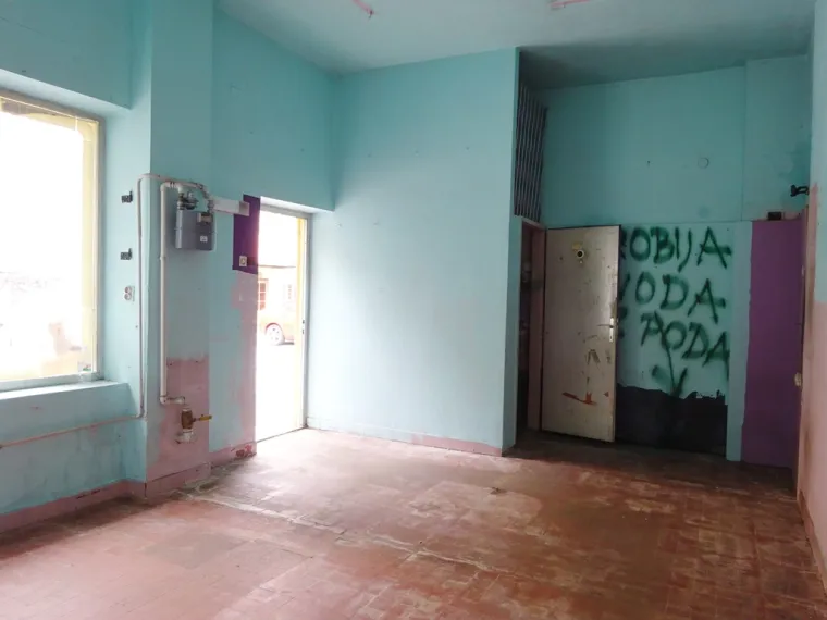 Ilica 37 u Zagrebu, poslovni prostor od 26,00 četvornih metara, a početna mjesečna cijena je 1409.46 kuna