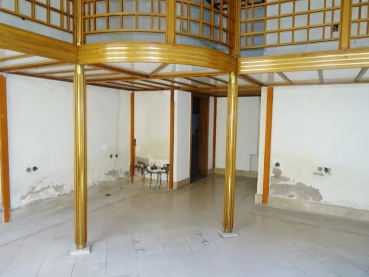 Trg sv. trojstva 15, Požega, poslovni prostor od 80,10 kvadrata početne mjesečne cijene 12.015,00 kuna