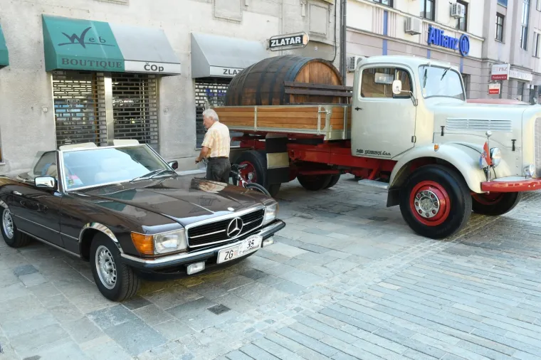 Pogledajte kako je izgledalo okupljanje oldtimera u Sisku
