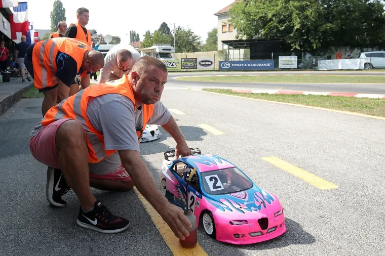U Zagrebu održana Grand Prix utrka automodela na daljinsko upravljanje