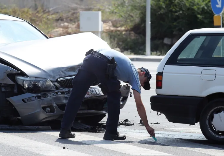 Nesreća u &Scaron;ibeniku: U sudaru Passata i BMW-a ozlijeđen vozač, prevezli ga u bolnicu