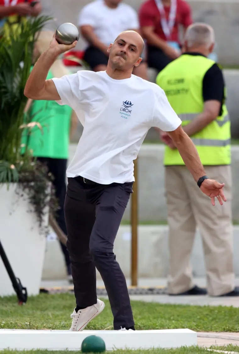 02.09.2019., Zagreb - IAAF World Challenge Zagreb 2019. - 5. memorijal Ivana Ivancica - natjecanje u bacanje kugle. Najbolji svjetski bacaci kugle natjecu se pokraj gradskih fontana i Nacionalne i sveucilisne knjiznice. Prije memorijal Ivana Ivancica poznati se okusali u bacanju kuglePhoto: Marko Prpic/PIXSELL