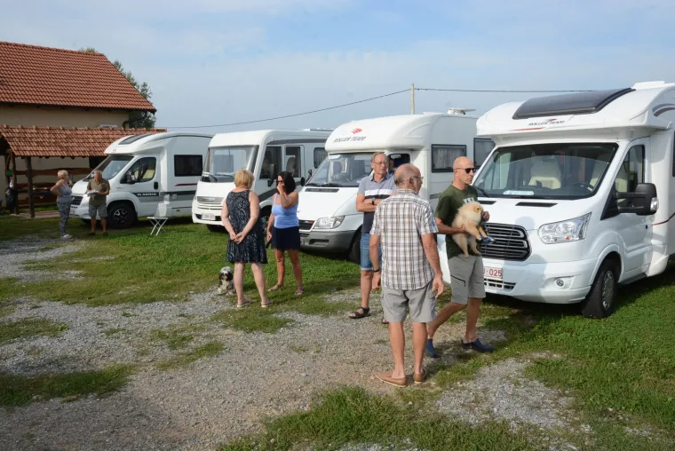 Hrvati iznenađujuće oko prosjeka EU! Otkriveno tko najvi&scaron;e tro&scaron;i na godi&scaron;njem odmoru