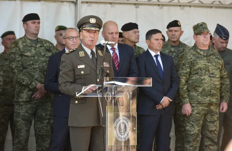 Ispraćen 11. hrvatski kontingent u Afganistan: Odali počast poginulom kolegi
