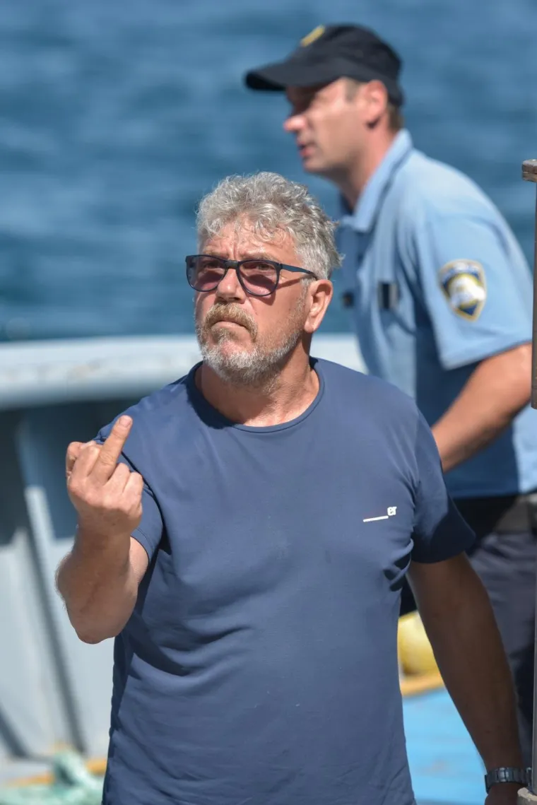 Talijani ljutiti nakon &scaron;to su uhvaćeni u krivolovu: Novinarima u Zadru pokazali srednji prst!