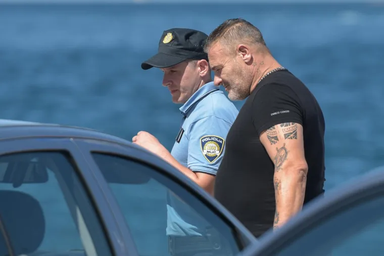 Talijani ljutiti nakon &scaron;to su uhvaćeni u krivolovu: Novinarima u Zadru pokazali srednji prst!