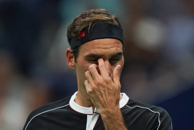 PRIZORI KOJI UPRAVO OBILAZE AMERIKU: Federer u očaju nakon šokantnog ispadanja od 78. igrača svijeta