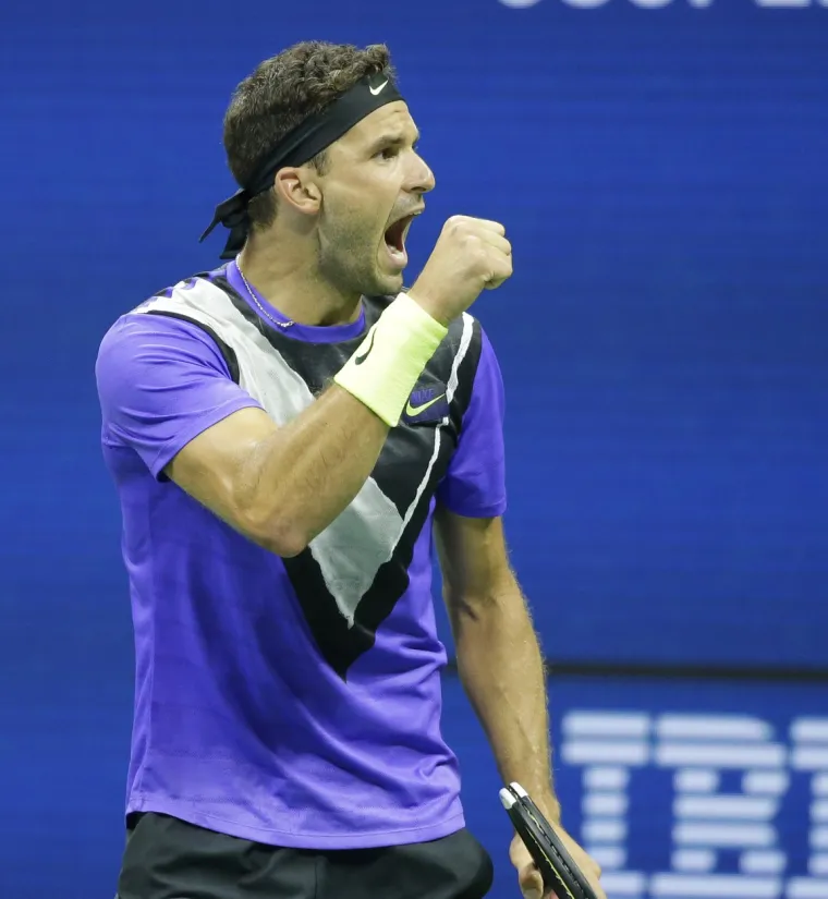 PRIZORI KOJI UPRAVO OBILAZE AMERIKU: Federer u očaju nakon šokantnog ispadanja od 78. igrača svijeta