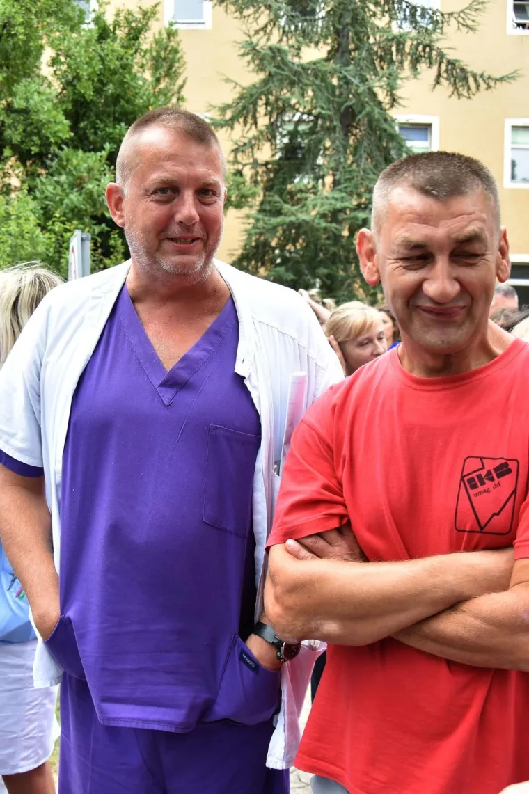 Sindikalisti na pregovore stigli u pratnji 50 kolega: 'Zdravstvo je najvažnije javno dobro'