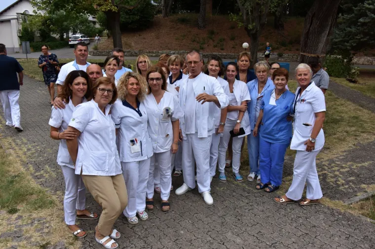 Sindikalisti na pregovore stigli u pratnji 50 kolega: 'Zdravstvo je najvažnije javno dobro'