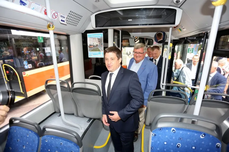 Na riječkom Korzu predstavljeno devet novih autobusa: Vrijede gotovo 20 milijuna kuna