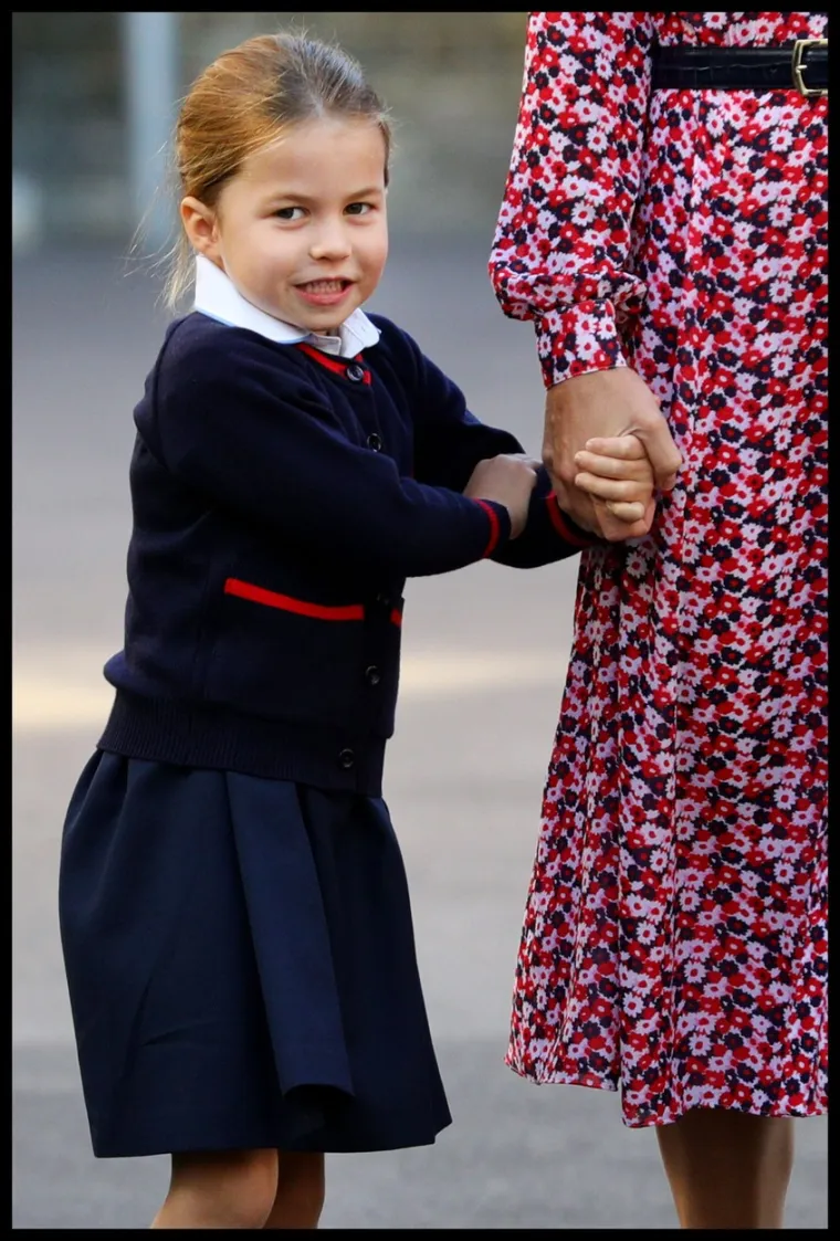 PRINCEZA CHARLOTTE KOPIJA JE KRALJICE ELIZABETE! Pogledajte kako su izgledale u istoj dobi