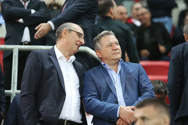 HRVATI ZAPALILI TRIBINE: Zavirite u galeriju i osjetite dašak atmosfere sa stadiona Anton Malatinsky