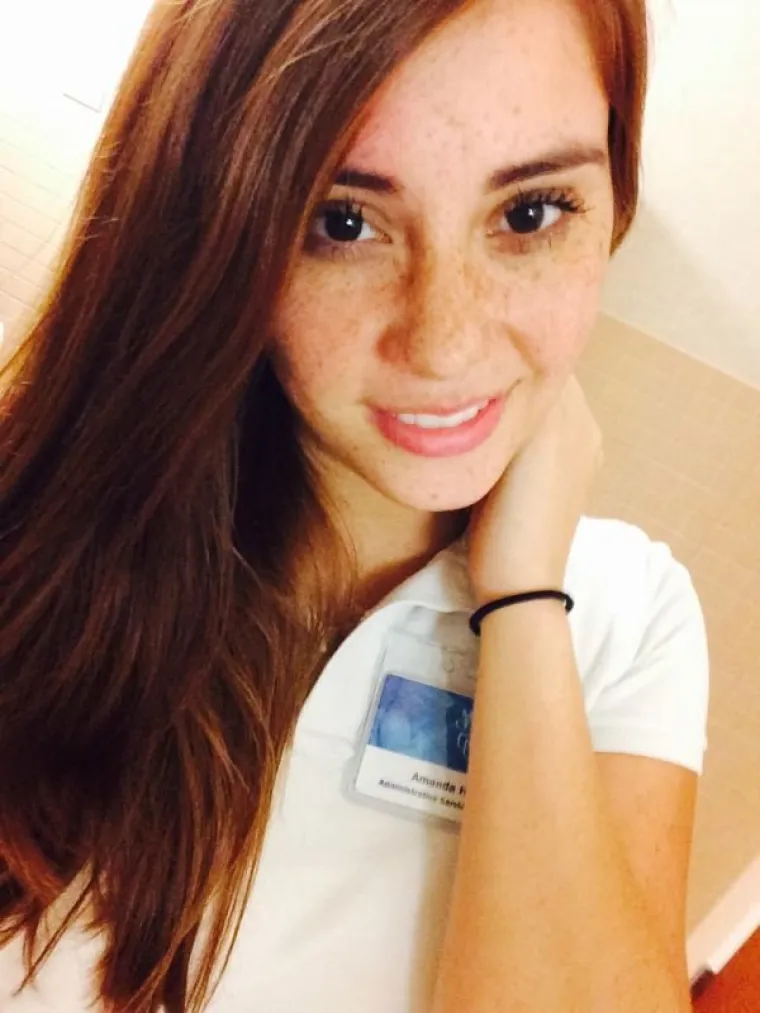 Neke djevojke ne mogu odoljeti a da se ne slikaju u goli&scaron;avom izdanju. Zanimljivo, mnoge od njih rade u medicini....