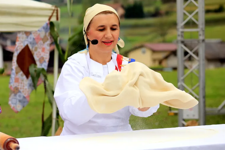 Ovo je najbolja &scaron;trudla Hrvatske, a ovo su žene zbog kojih su u nedjelju svi prste lizali!