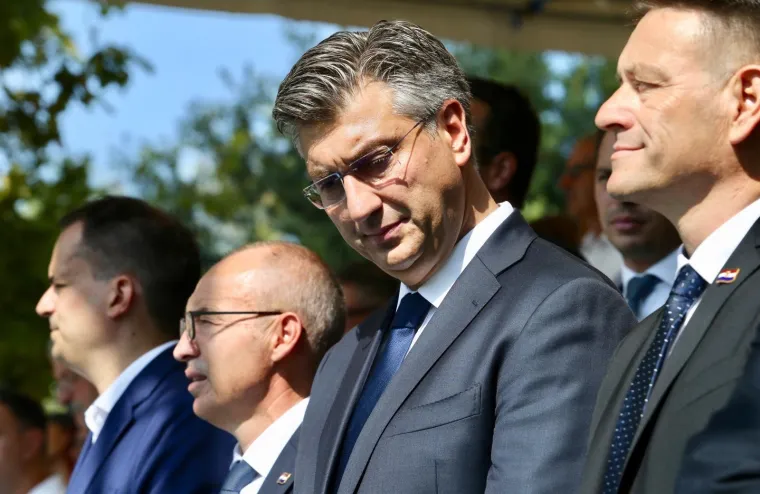 Nadbiskup Barišić u Solinu: 'Ako se u životu koristimo nepoštenjem, ugrozit ćemo nove naraštaje'