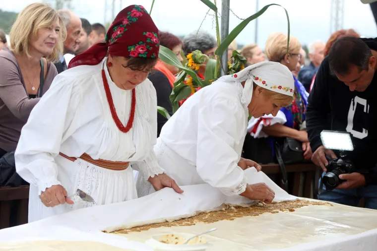 Rapsodija za nepce u Ja&scaron;kovu: &Scaron;trudla kao glavna zvijezda u čak sedamdesetak različitih okusa