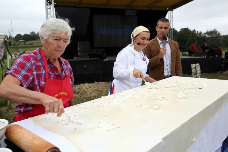 Rapsodija za nepce u Ja&scaron;kovu: &Scaron;trudla kao glavna zvijezda u čak sedamdesetak različitih okusa