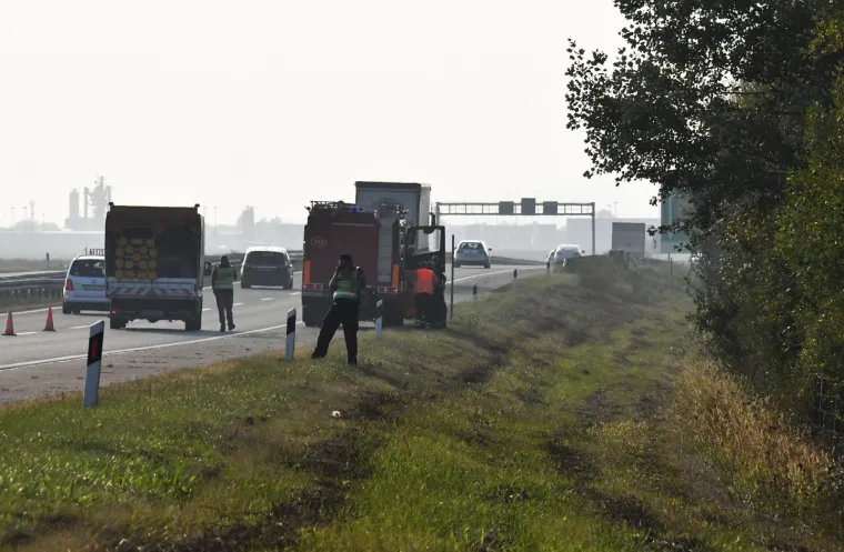 Strava na autocesti A3: Automobil sletio s ceste i zapalio se, nekoliko osoba smrtno stradalo