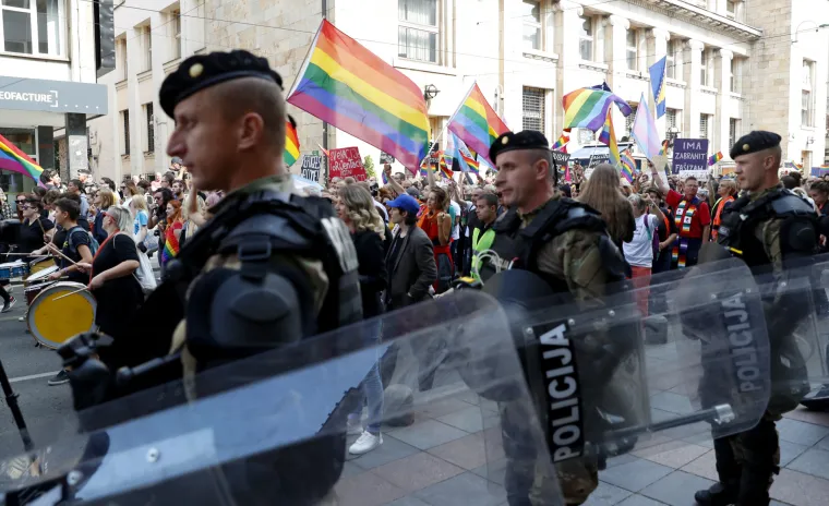 Prva povorka ponosa u BiH: Sarajevo zajedno i solidarno - Ima izać!