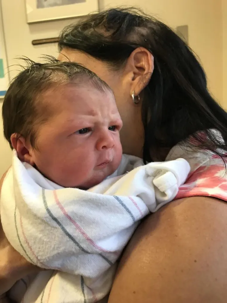 OČEKIVALI SU BEBE, A DOBILI SU STARCE: Ovi roditelji nisu mogli vjerovati svojim očima kad su vidjeli ove prizore