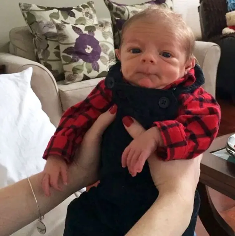 OČEKIVALI SU BEBE, A DOBILI SU STARCE: Ovi roditelji nisu mogli vjerovati svojim očima kad su vidjeli ove prizore