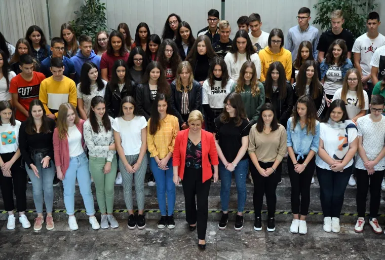 Predsjednicu preplavile emocije: 'Jako sam ponosna na svoju kćer, a sin neće otići iz Hrvatske'