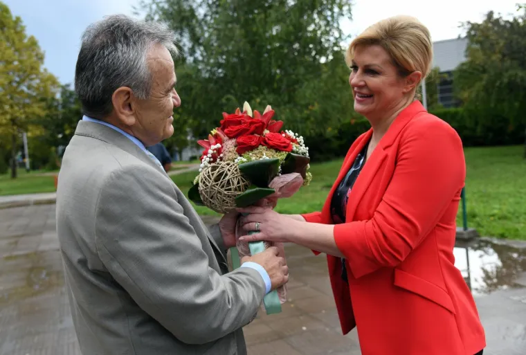 Predsjednicu preplavile emocije: 'Jako sam ponosna na svoju kćer, a sin neće otići iz Hrvatske'