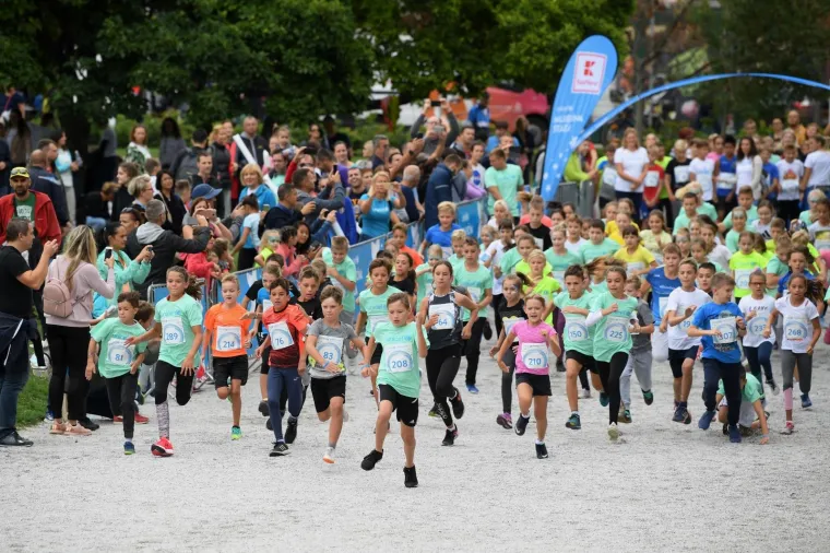 Mliječna staza: 2300 djece i odraslih trčalo za bolju skrb majki i beba u rodilištima