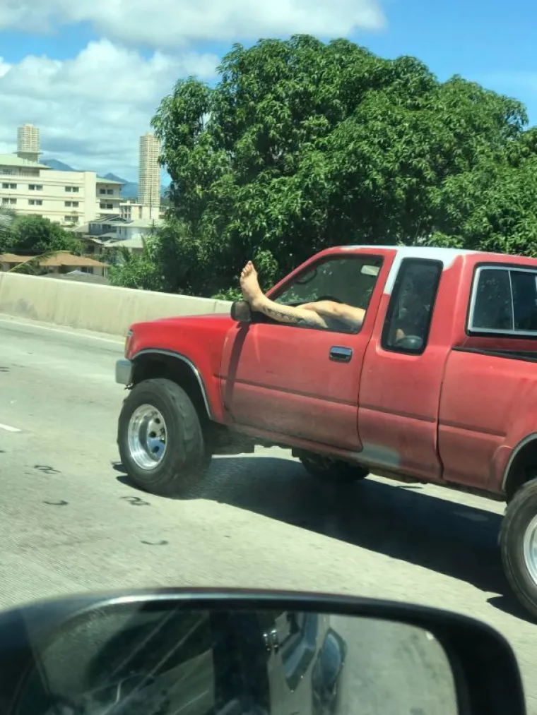 NIJE PITANJE TKO IM JE DAO VOZAČKU NEGO TKO IM JE UZEO MOZAK: Prizori s ulica kakve ne želite vidjeti uživo