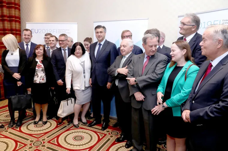 Hrvatska na čelu EU: Premijer Plenković sastao se s veleposlanicima zemalja članica EU