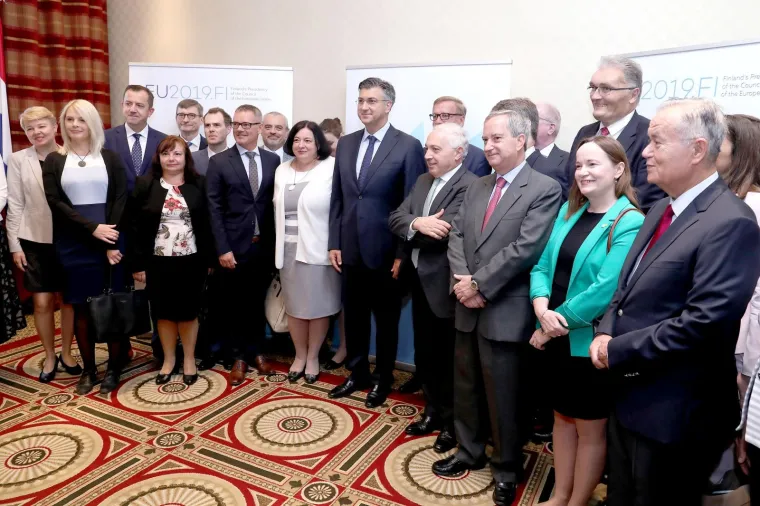 Hrvatska na čelu EU: Premijer Plenković sastao se s veleposlanicima zemalja članica EU