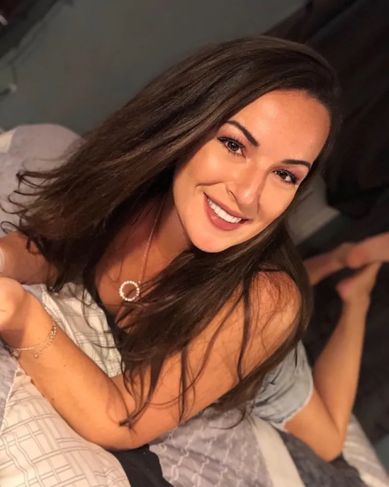 SMJE&Scaron;KOM OSVAJAJU SVIJET: A one koji eventualno odole pokorit će seksi oblinama