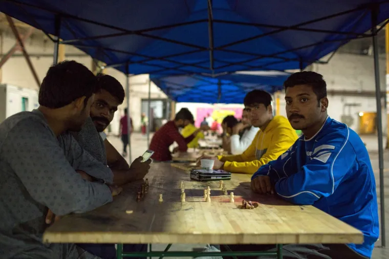 Migranti smje&scaron;teni blizu hrvatske granice: Pogledajte uvjete u kojima žive!