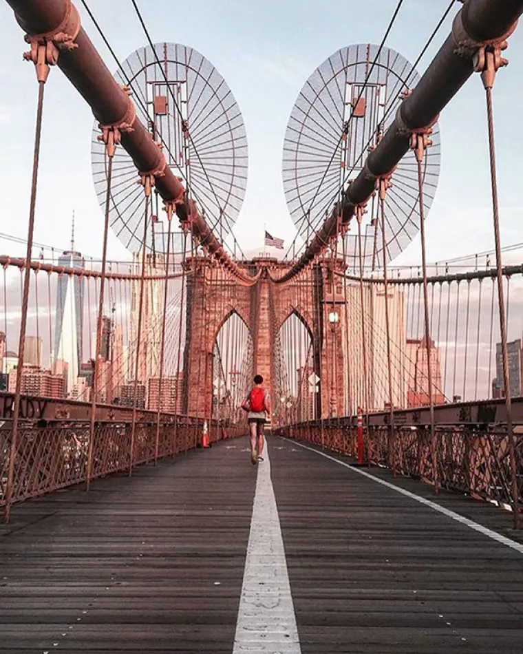 Ovaj Instagram se bavi samo savršenim fotografijama simetrije zbog koje ne možemo doći sebi