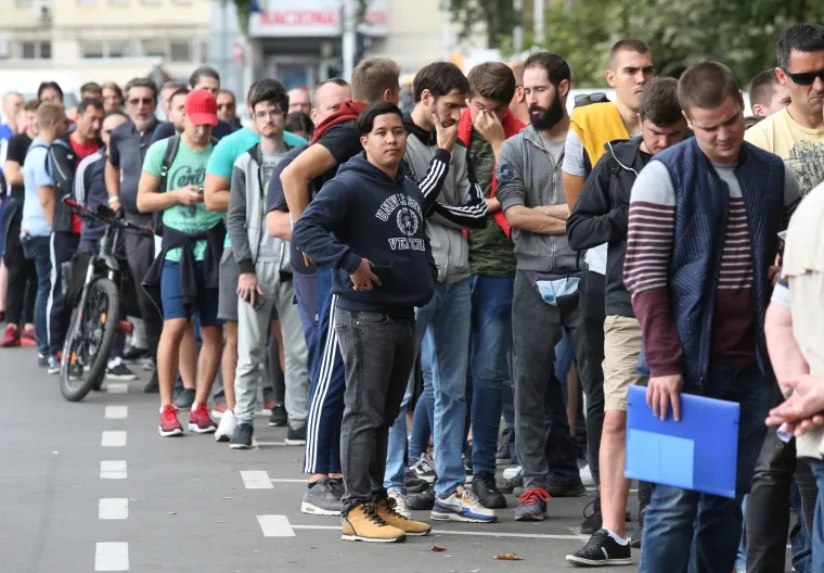 Navijači u redovima čekaju na ulaznicu za Dinamo u Ligi prvaka: Dvije tribine već rasprodane!