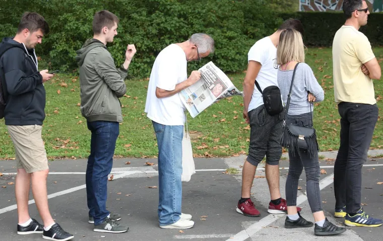 Navijači u redovima čekaju na ulaznicu za Dinamo u Ligi prvaka: Dvije tribine već rasprodane!