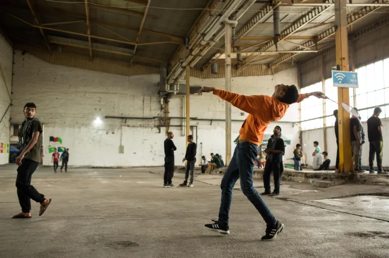 SASVIM BLIZU HRVATSKE: Pogledajte kako izgleda svakodnevni život migranata u izbjegličkim kampovima u Bihaću